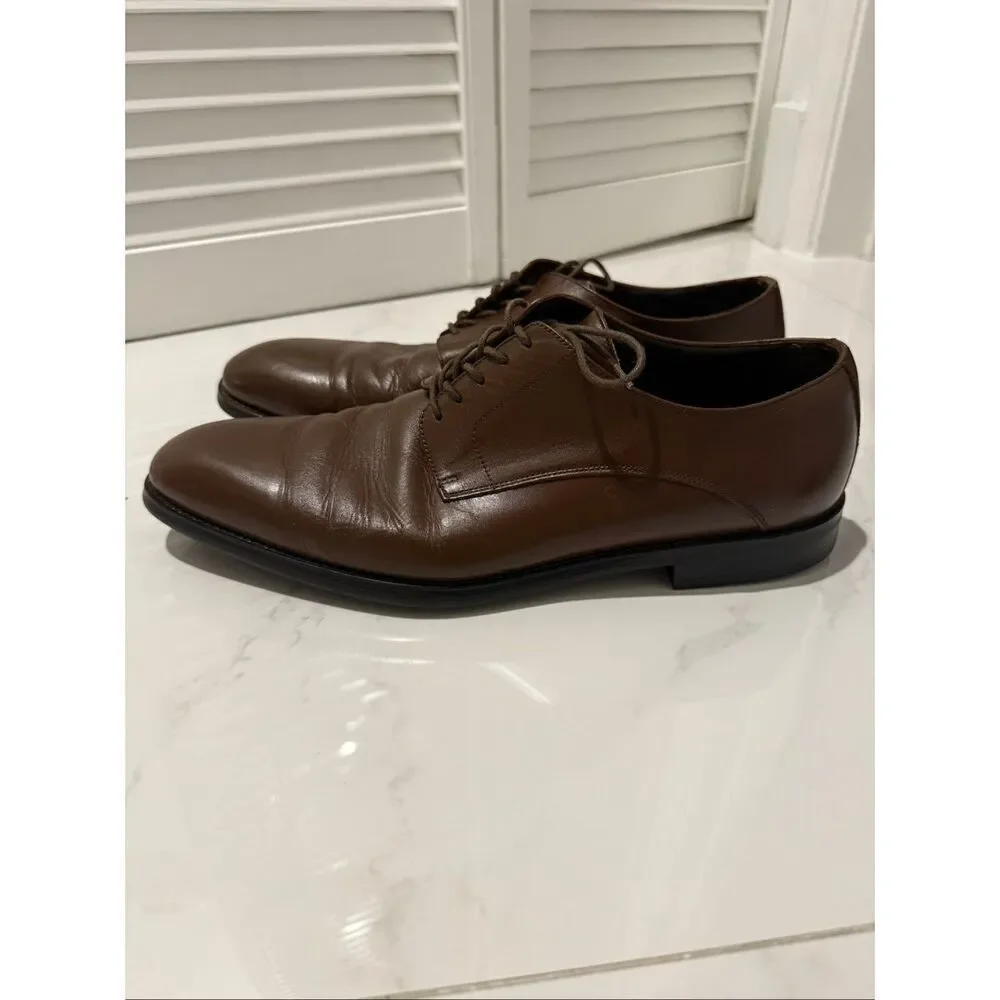 *Worn twice* To Boot Men’s Rich Chocolate Brown Dress Shoes, Excellent condition